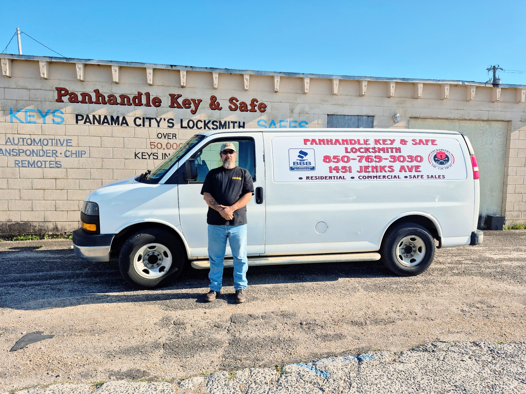 Panhandle Key & Safe service van